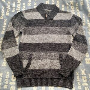 Trash Nouveau Gray Striped Sweater Size Large